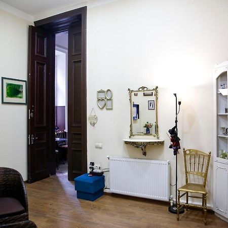 Apartment On Chubinashvili 30 第比利斯 外观 照片
